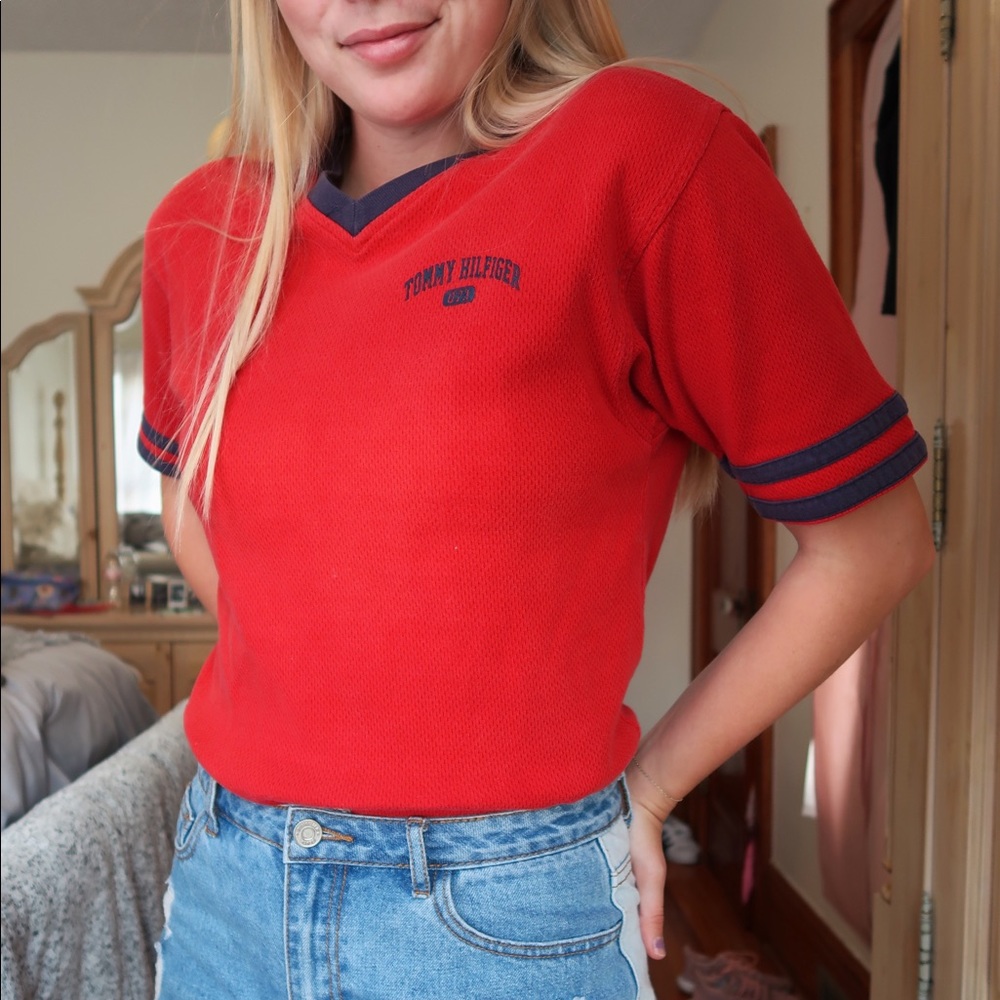 vintage Tommy Hilfiger shirt